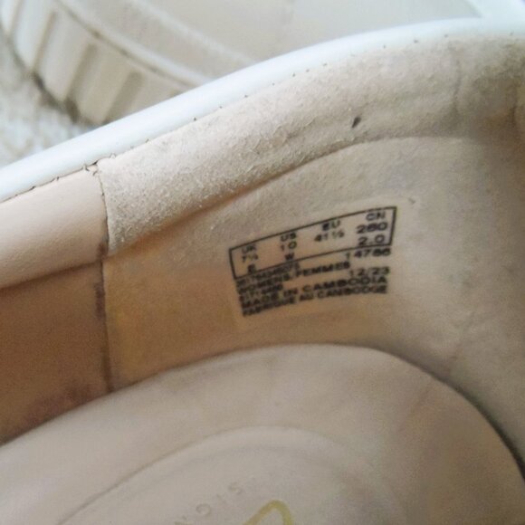 Clarks Signature Cream Women’s Page Loafers - Picture 5 of 11